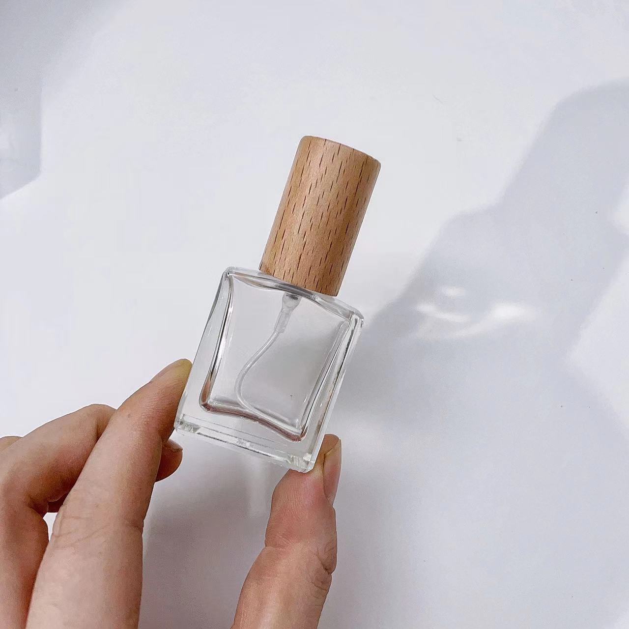 10ml Transparent Thick Glass P - Perfume Fragrance Vending Machine review and price